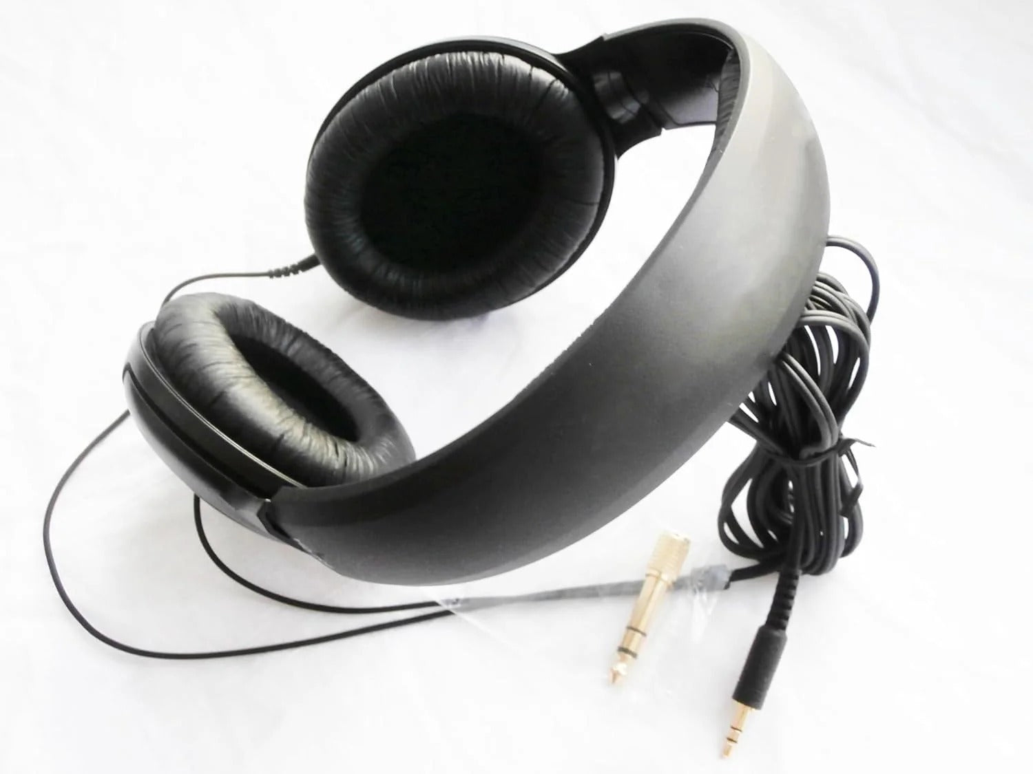 Softline Pro HD 206 Wired Over Ear Headphones  Gaming Without Mic, Good Attenuation of Ambient Noise - Black