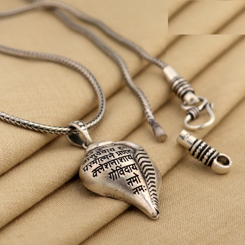 925 Sterling Silver Lord Krishna Mantra Shankha Pendant | Ethnic Silver Necklace for Men & Women